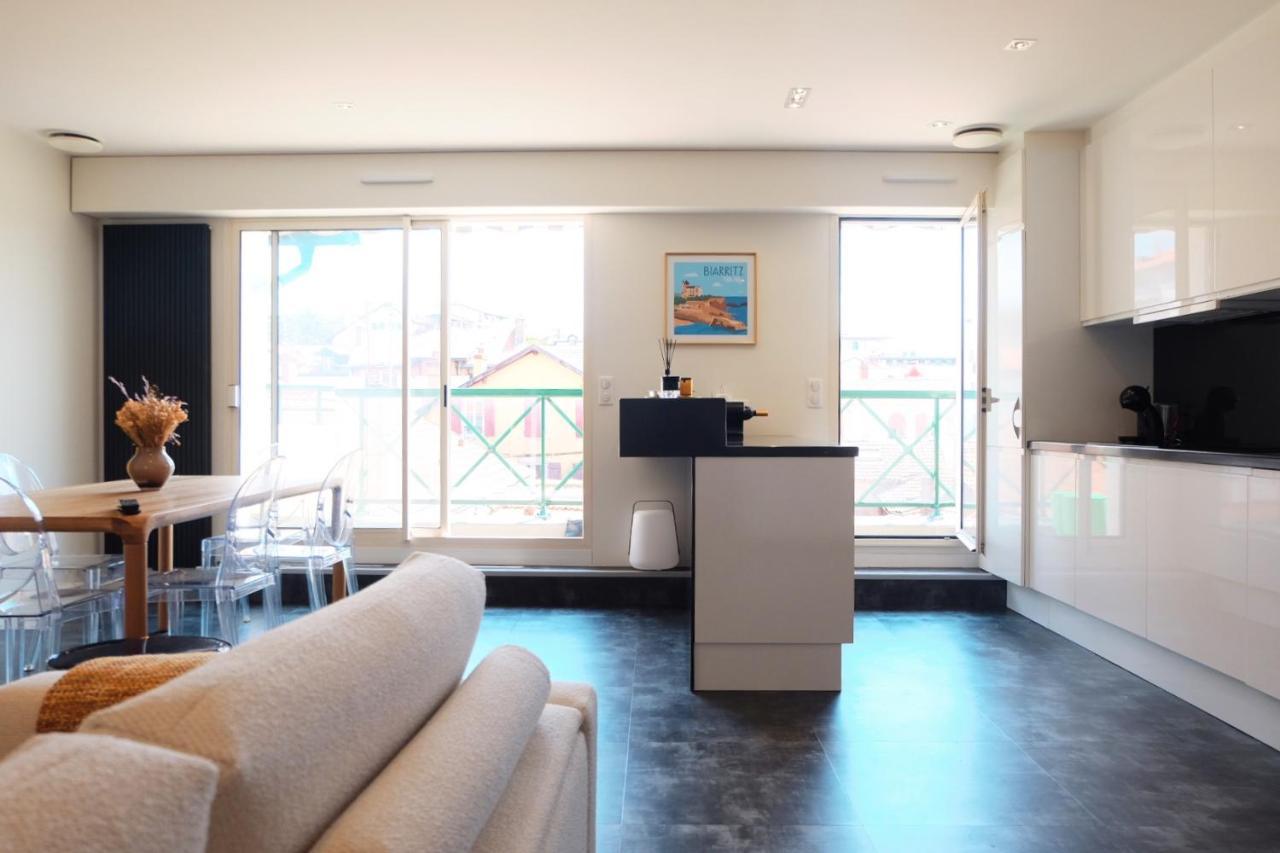 Magnifique Appartement, En Hyper Centre, Avec Terrasse Et Place De Parking Biarritz Exterior foto