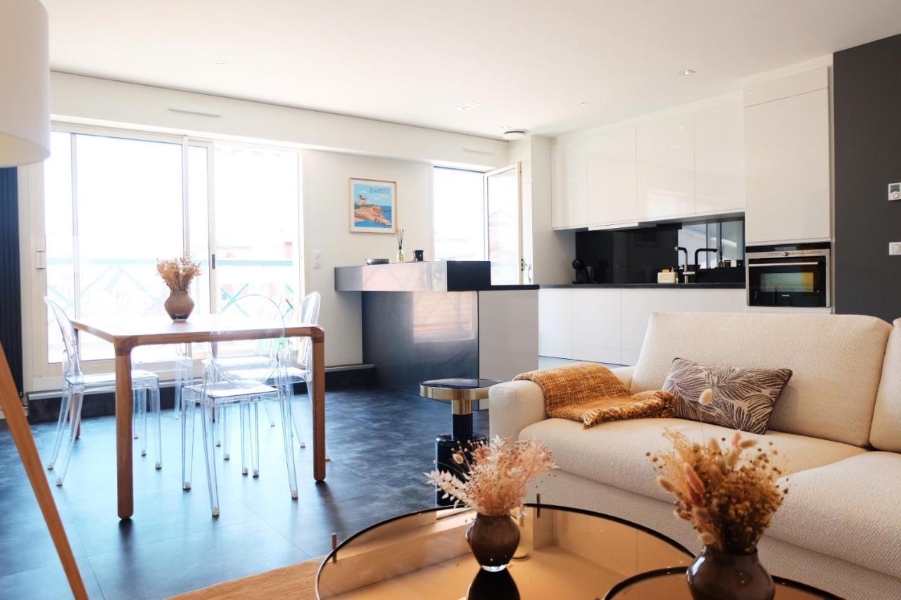 Magnifique Appartement, En Hyper Centre, Avec Terrasse Et Place De Parking Biarritz Exterior foto